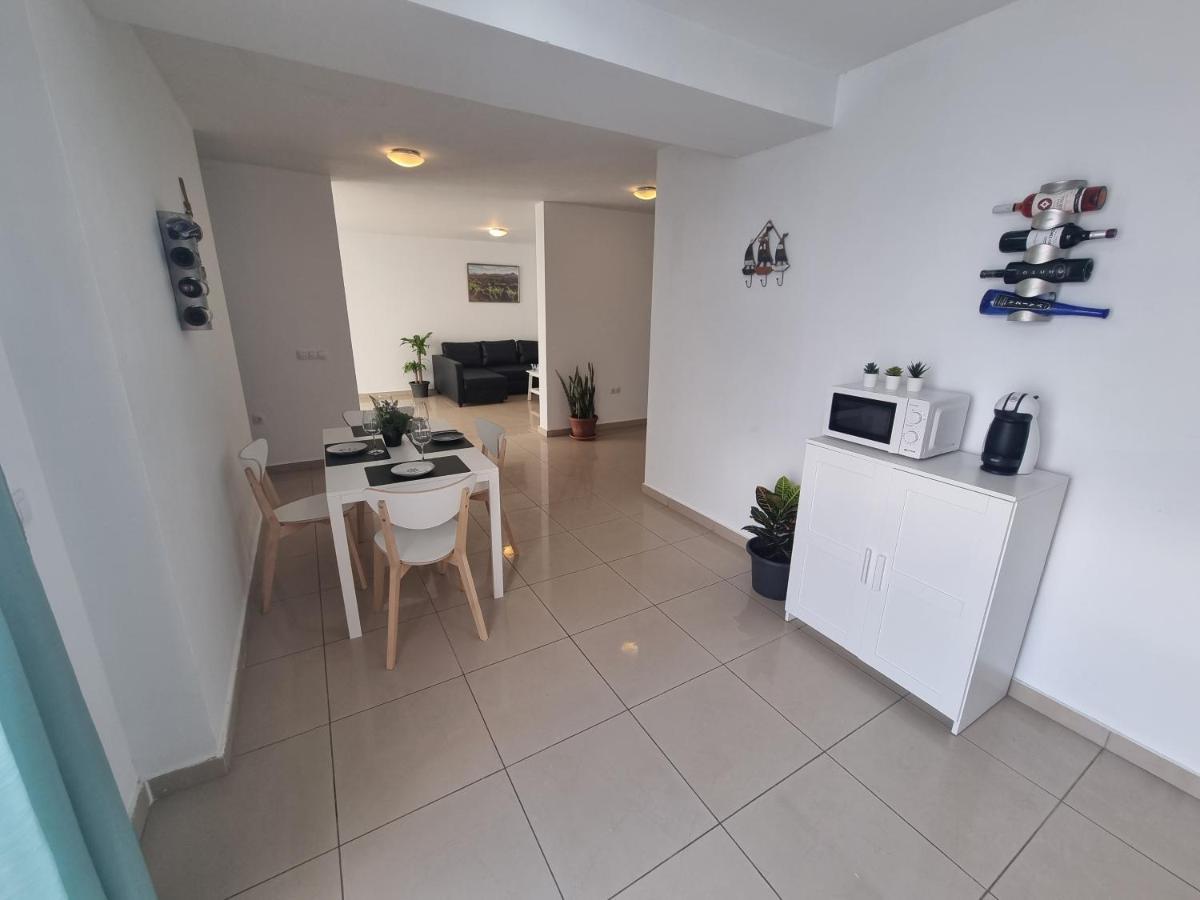 Apartamento El Jameo Playa Blanca  Ngoại thất bức ảnh